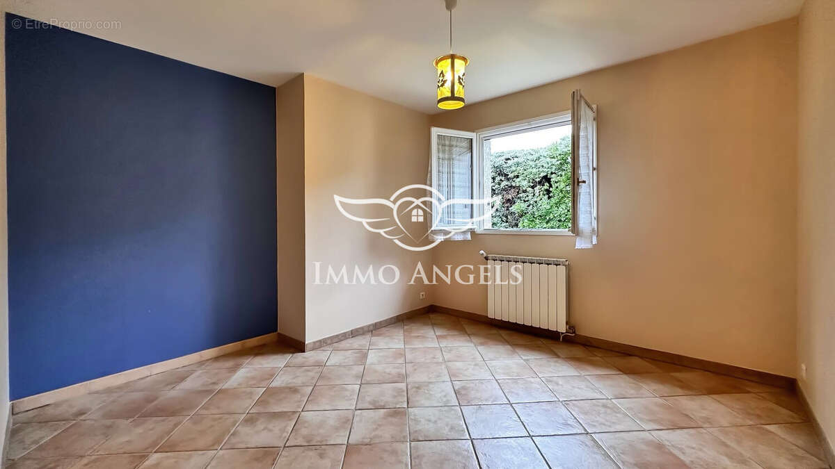 Maison à SUSSARGUES