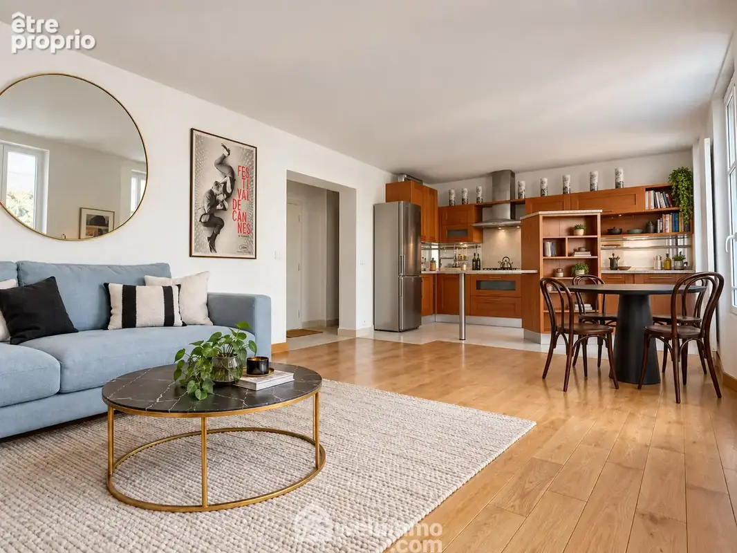 Séjour avec cuisine ouverte (30 m²) exposé sud - Meublé par l'IA - Appartement à MALAKOFF