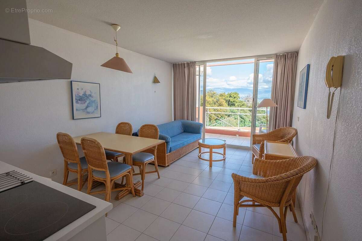 Appartement à THEOULE-SUR-MER