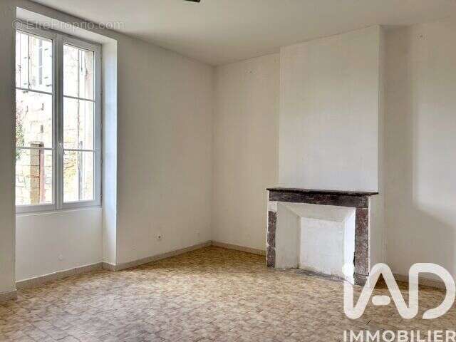 Photo 4 - Maison à PETIT-PALAIS-ET-CORNEMPS