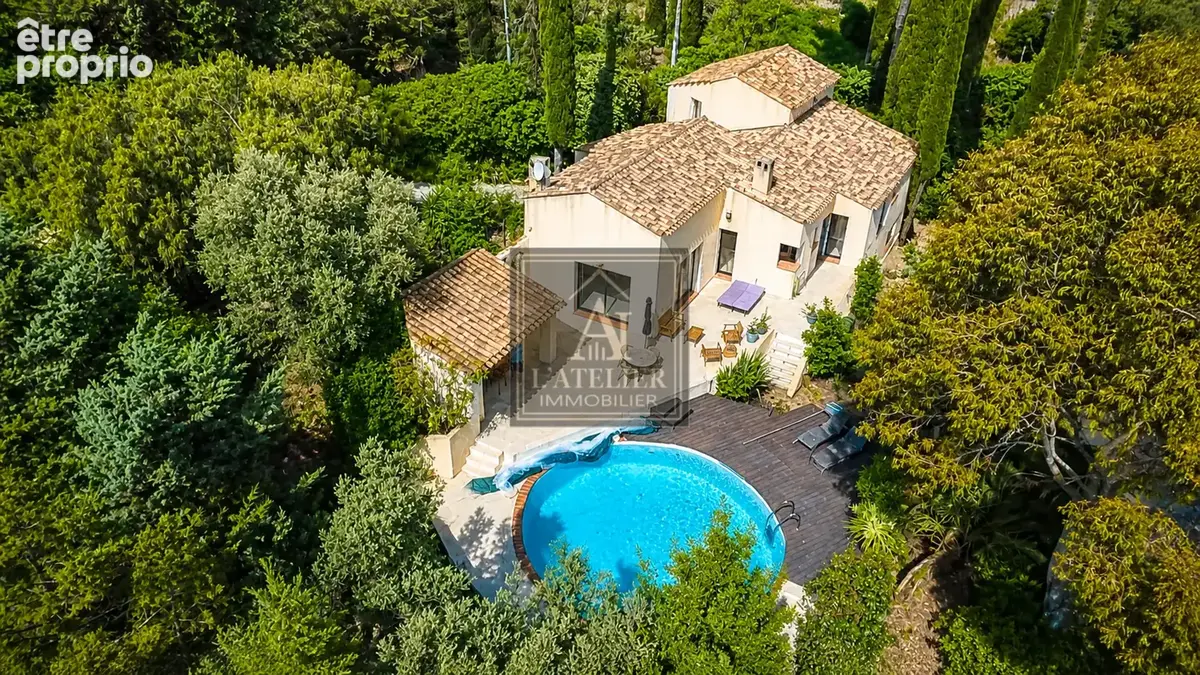 Maison de 170 m2 avec garage et piscine sur une parcelle de 1485 m2 - photo 3