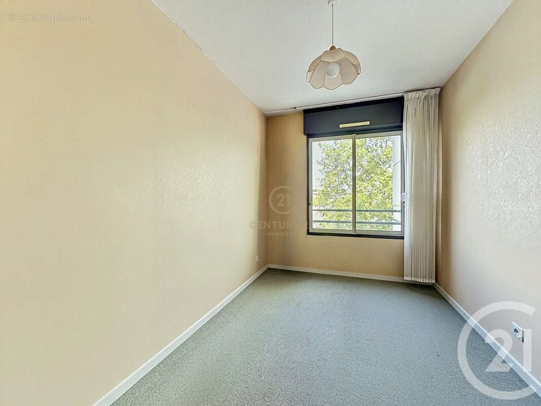 Appartement à LYON-8E