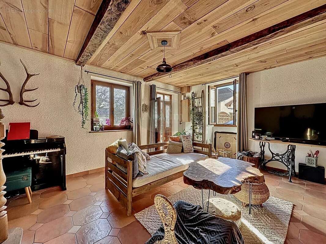 Appartement à TRIE-SUR-BAISE