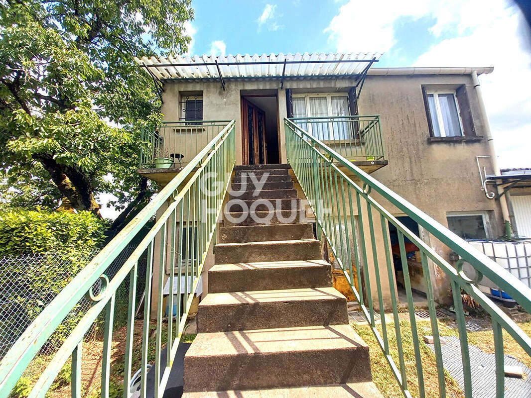 Maison à CHAMPFORGEUIL