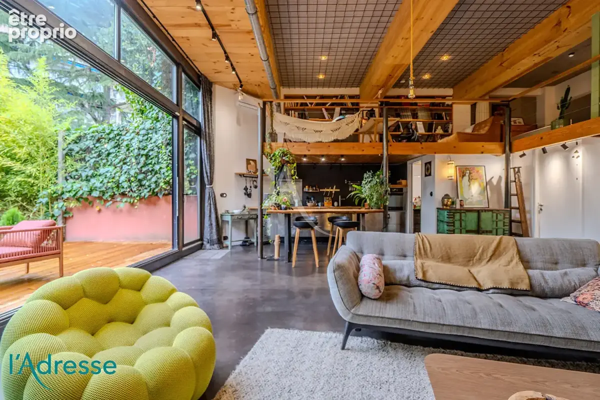 Bordeaux  chartrons- superbe loft avec terrasse - photo 3