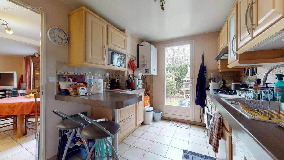 Maison à MONTIGNY-LE-BRETONNEUX