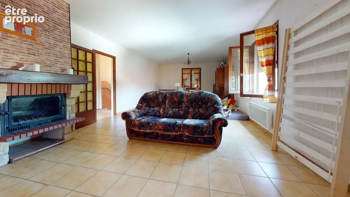 Grande maison avec 2 500 m² de terrain - Cugnaux - photo 14