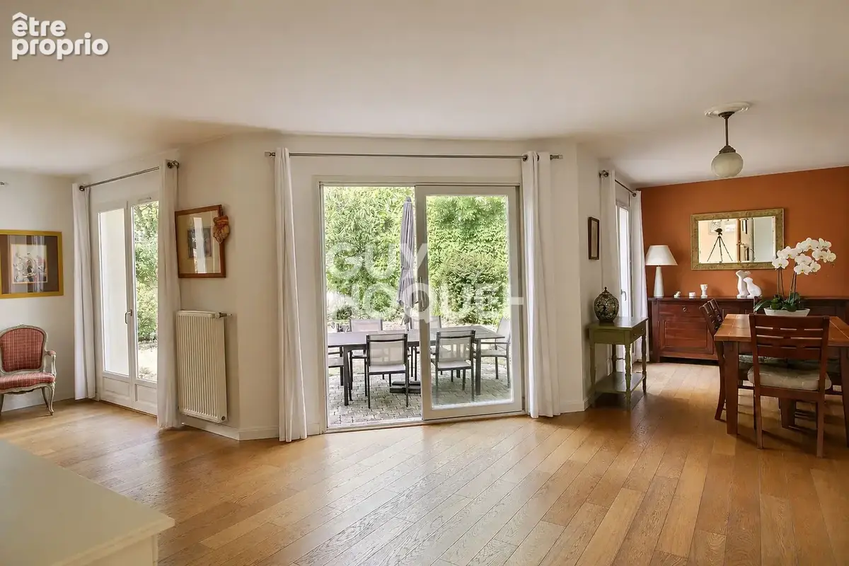 Maison familiale récente - 9 pièces - 267 m² habitables - photo 2