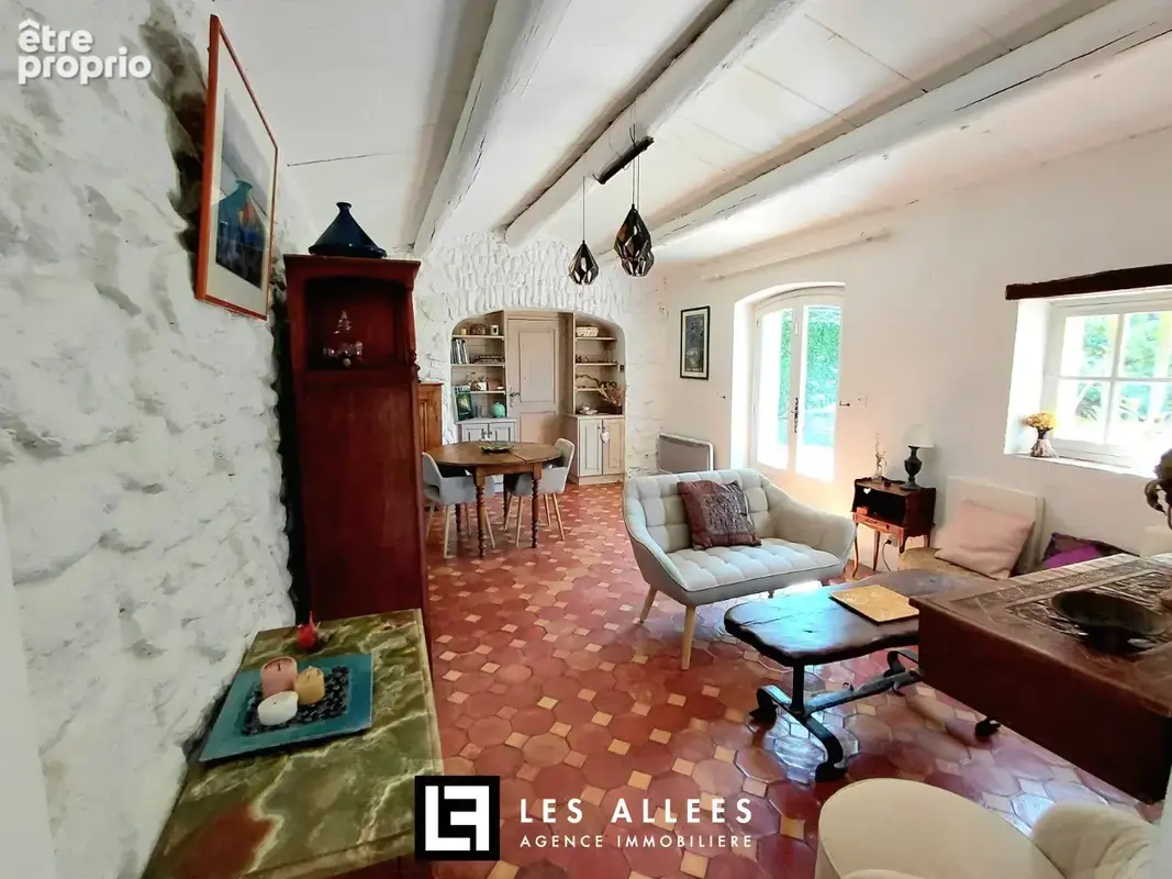 Maison 7 pièces 162 m² à vendre à Rognes (13840) - photo 3