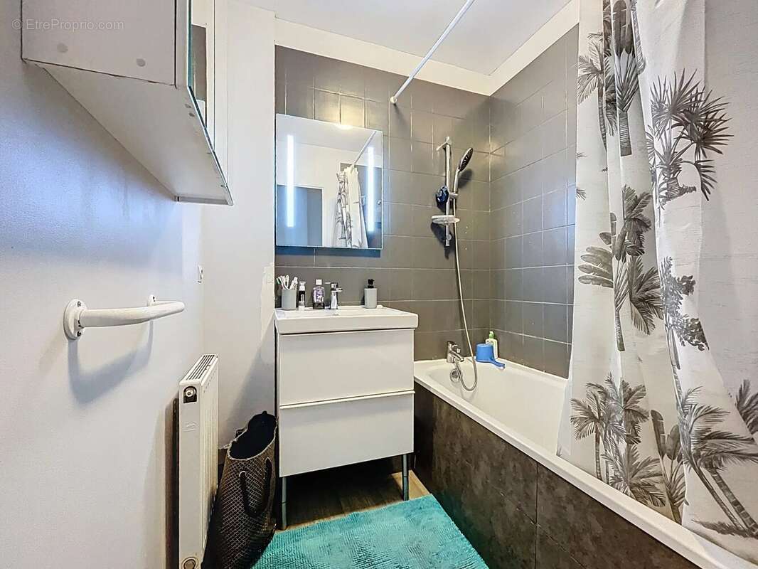 Appartement à ELANCOURT