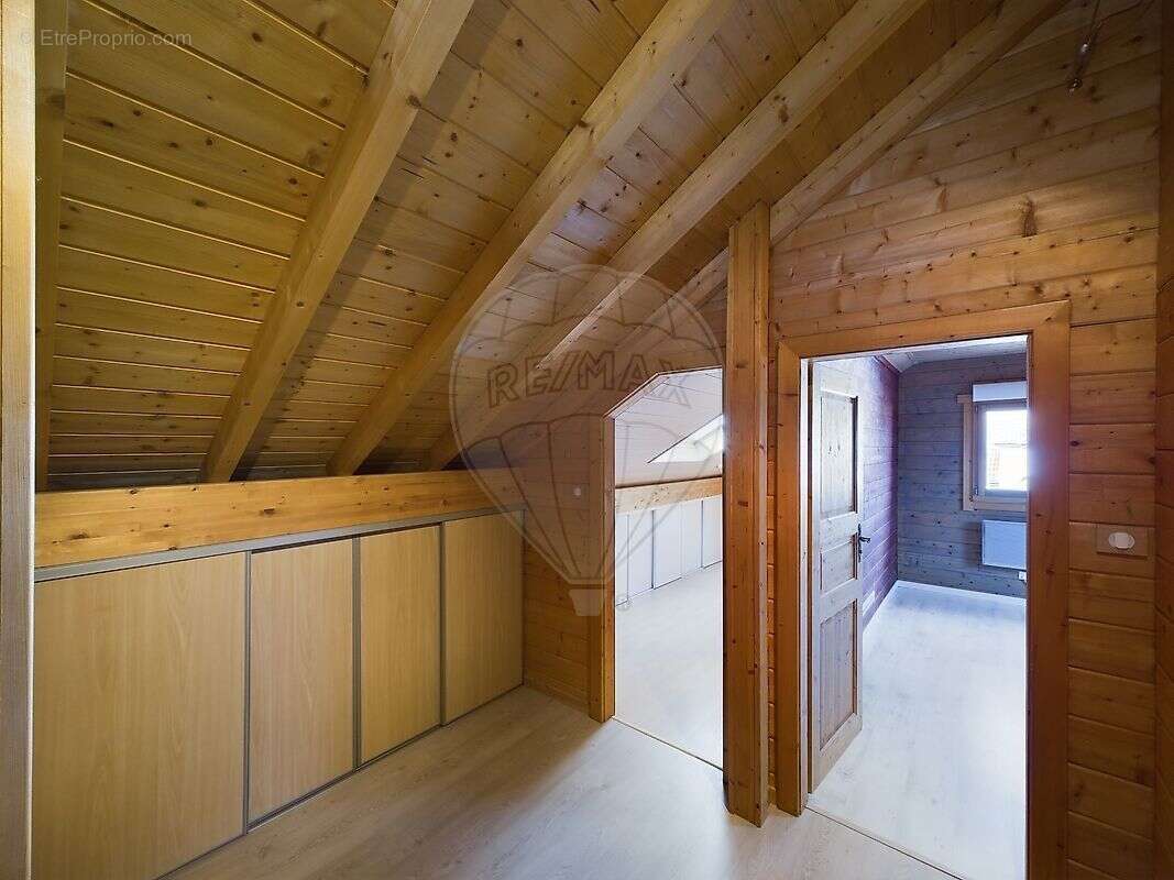 Maison à COSNES-ET-ROMAIN