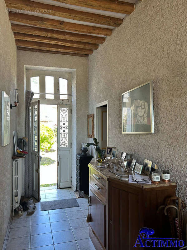 Entrée - Maison à JOIGNY