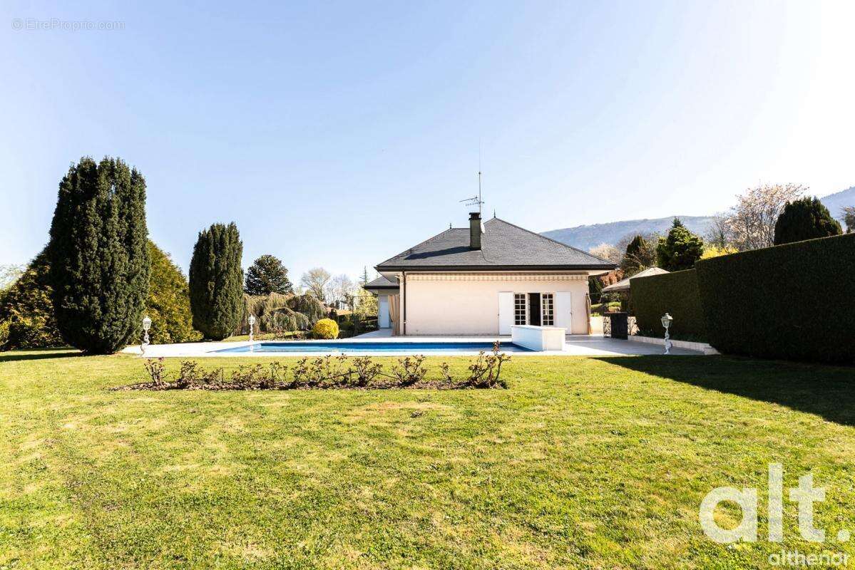 Maison à ARCHAMPS