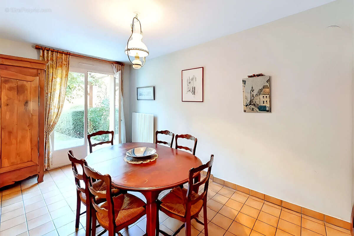 Maison à LOUVECIENNES