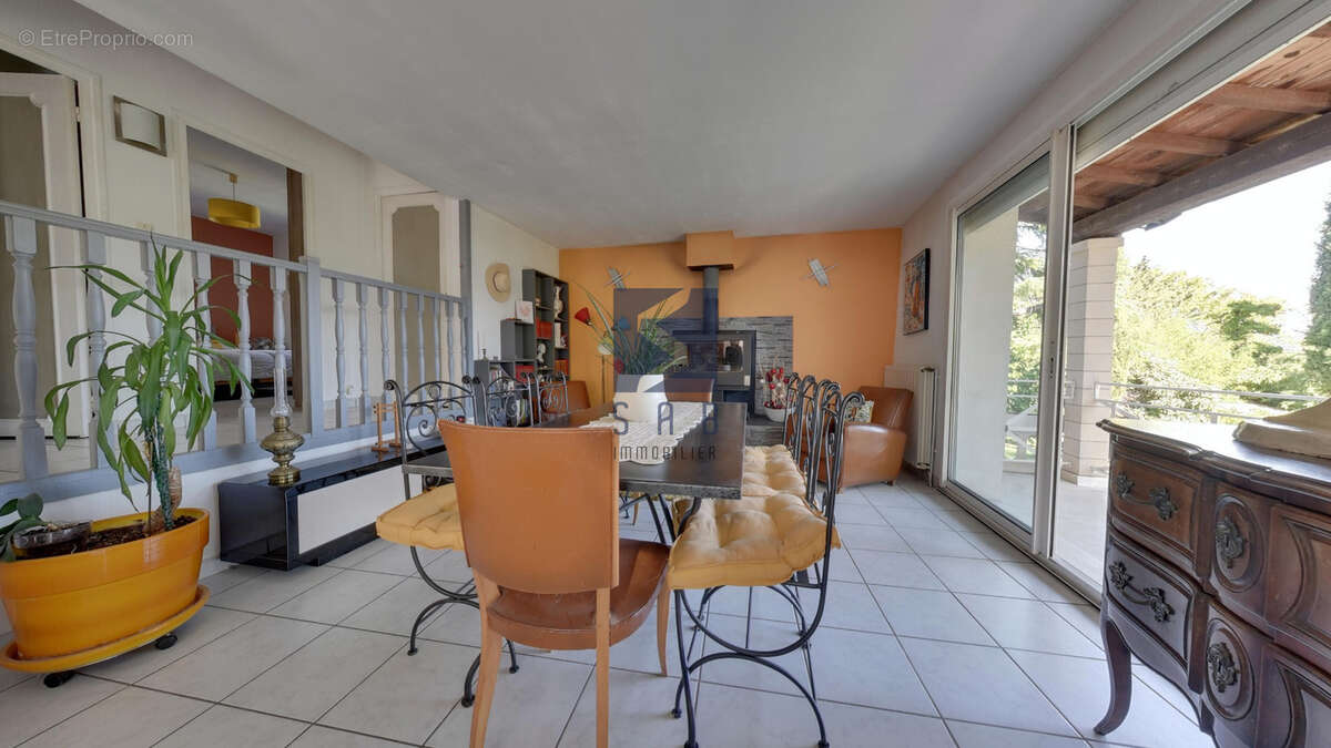 Maison à LE POUZIN