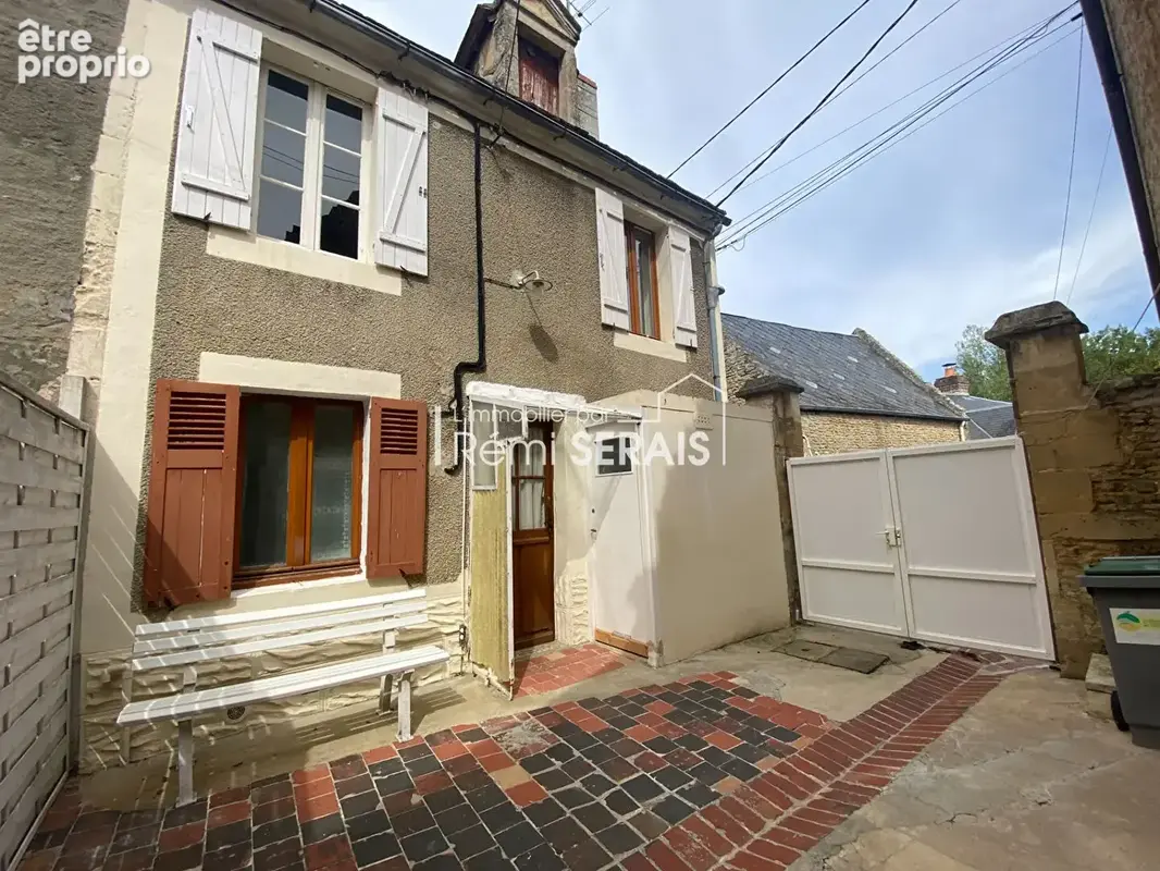 Maison à SAINT-PIERRE-SUR-DIVES