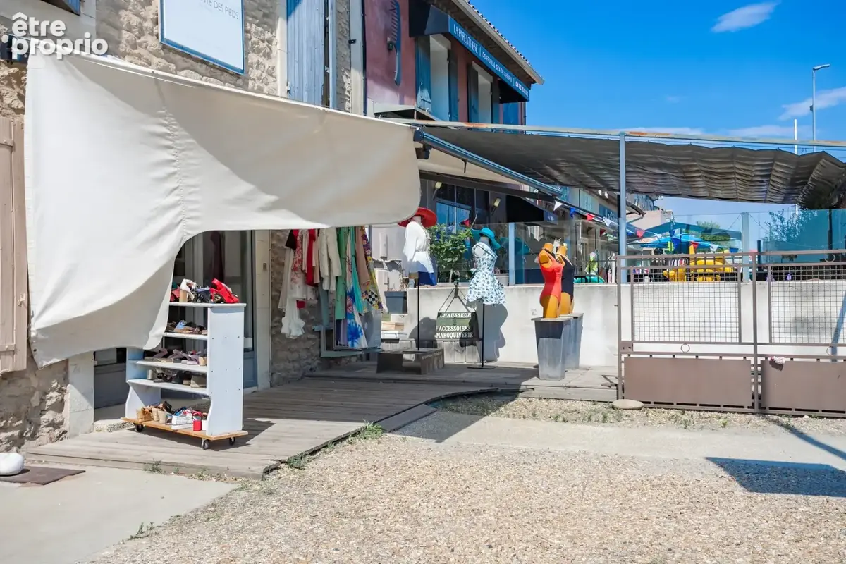 Commerce 55 m² à Cabrieres-D'avignon  - photo 7