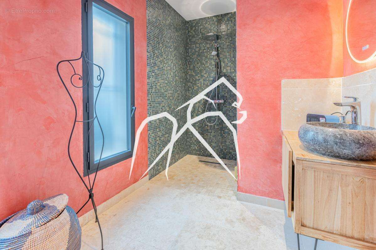 Maison à VILLENEUVE-LES-MAGUELONE