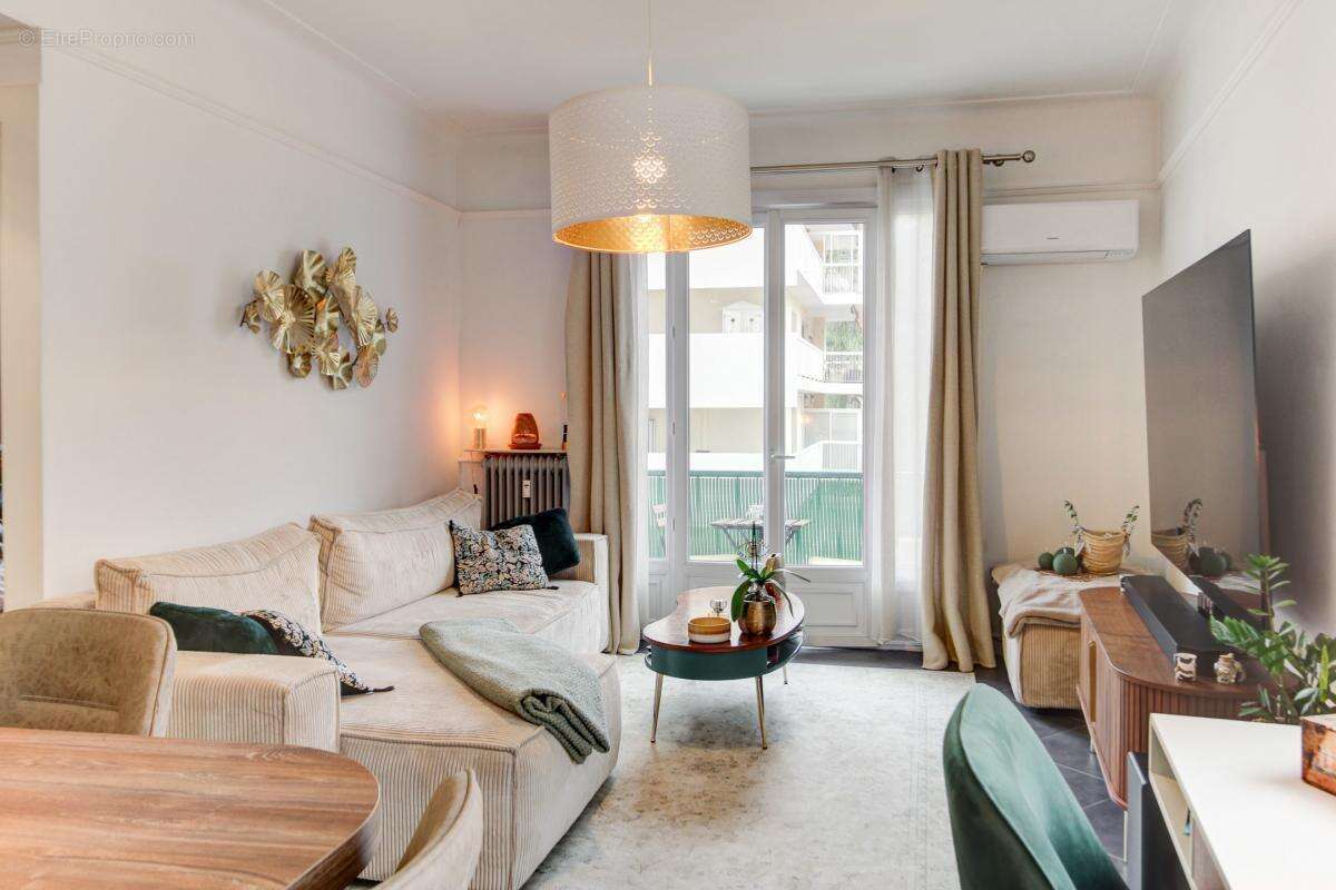 Appartement à NICE