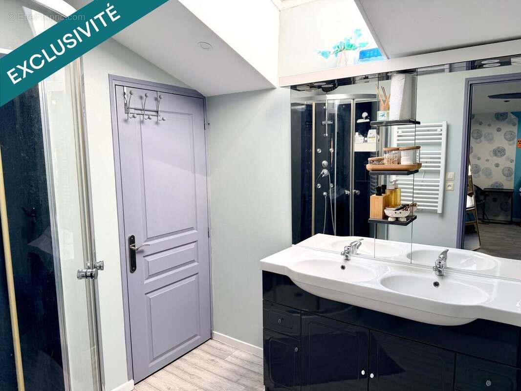 Maison 183 m² à Saint-Hilaire-De-Villefranche  - photo 6