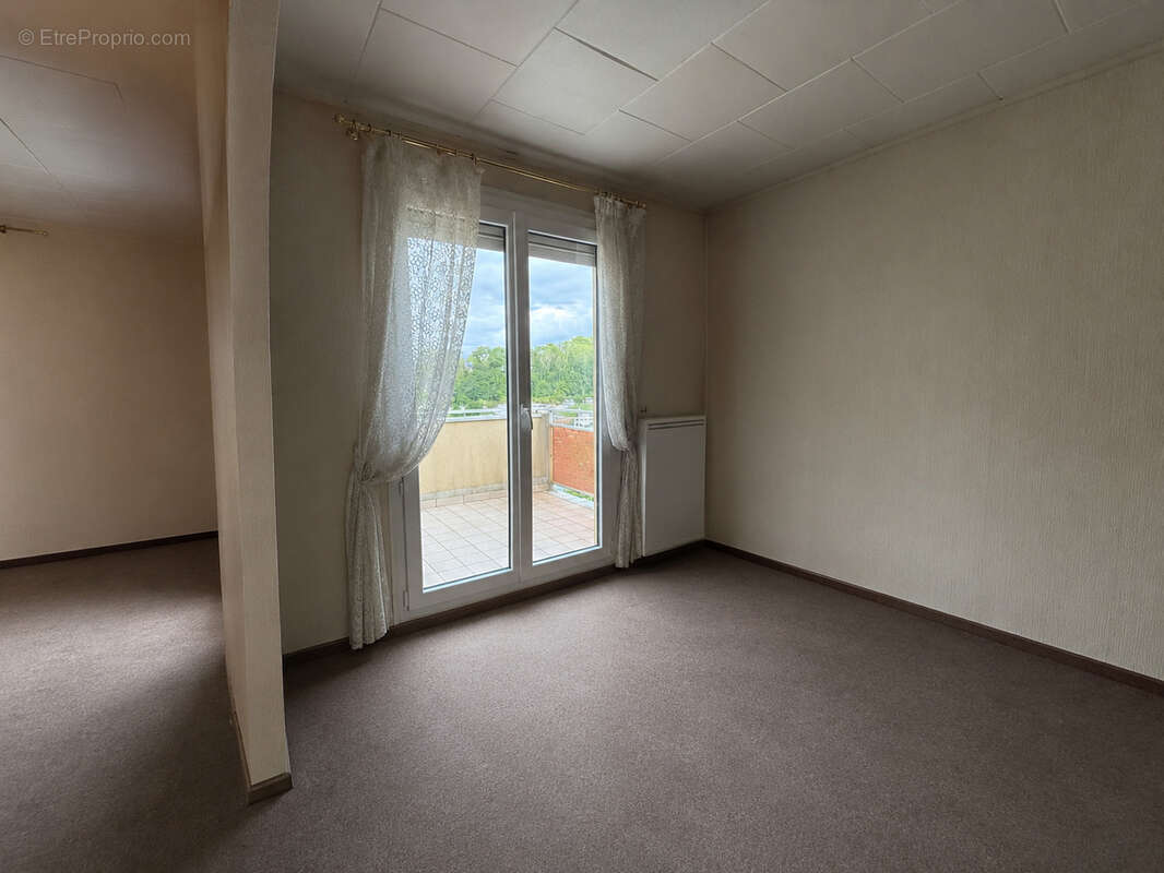 Appartement à CHARLEVILLE-MEZIERES