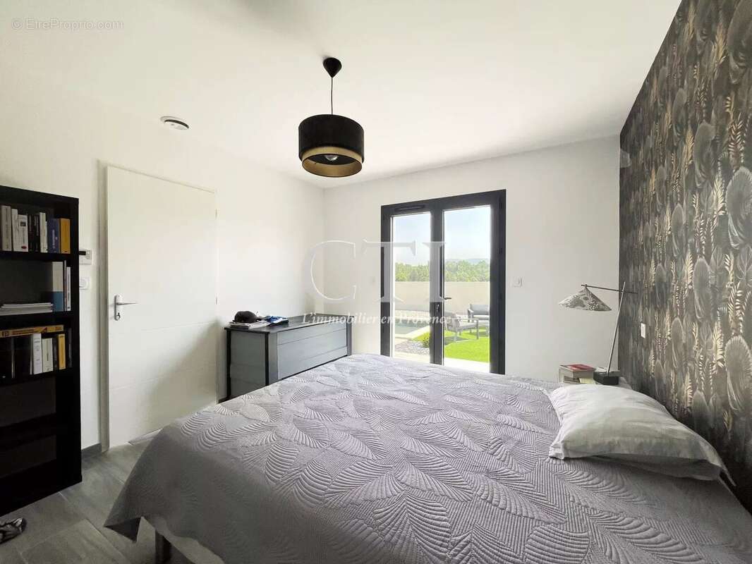 Maison à VAISON-LA-ROMAINE