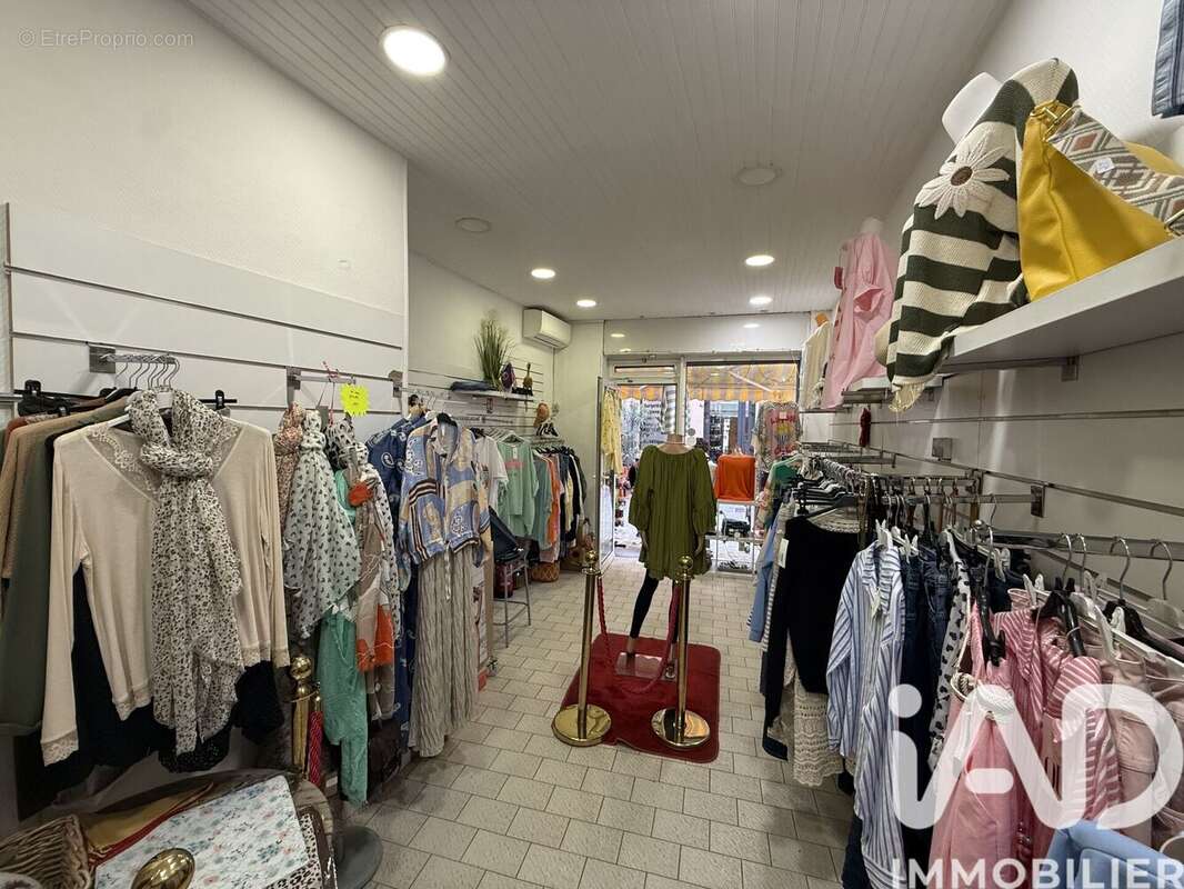 Photo 4 - Commerce à SAINT-MAXIMIN-LA-SAINTE-BAUME