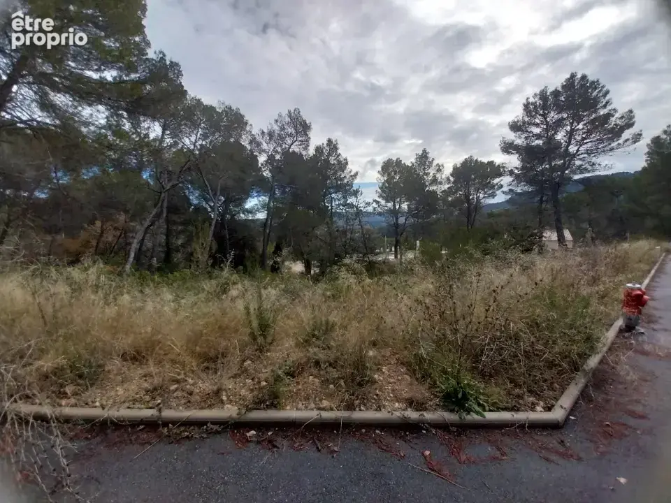 Terrain 680 m² à vendre à Salernes (83690) - photo 2