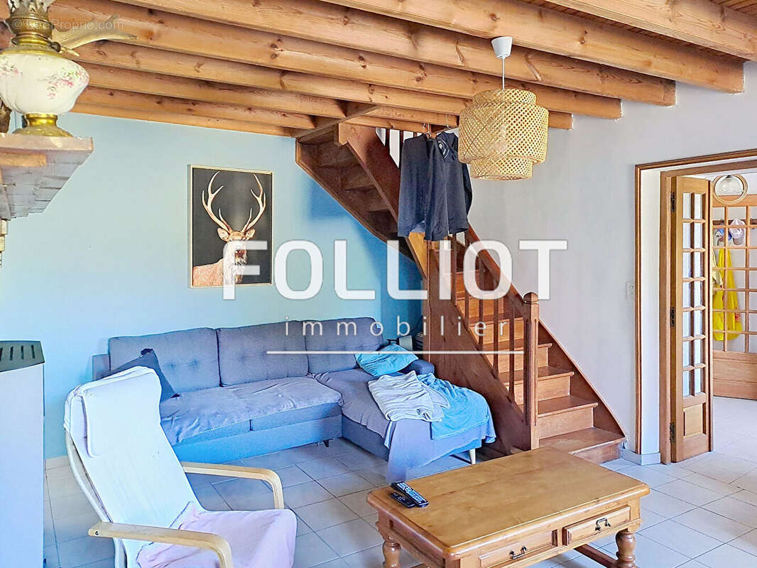 Maison à LE MESNILBUS