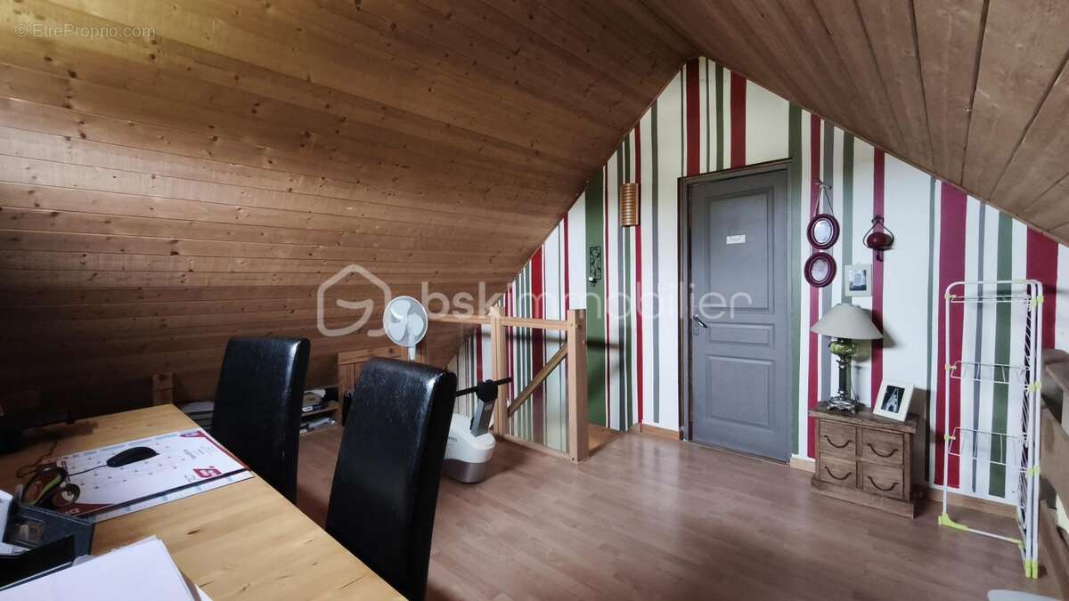 Maison à AUTRY-LE-CHATEL