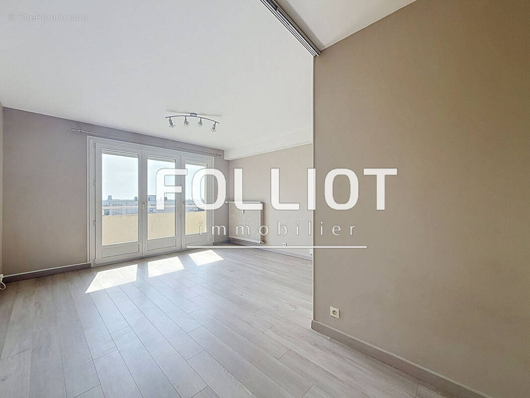 Appartement à HEROUVILLE-SAINT-CLAIR
