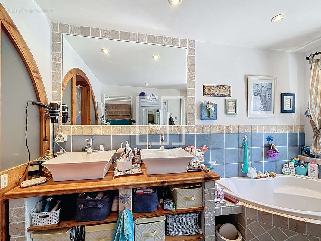 À vendre maison de caractère, 10 pièces à Jausiers (04850) - photo 16