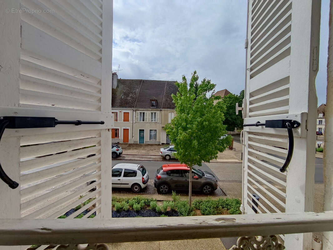 Appartement à CHATEAUMEILLANT