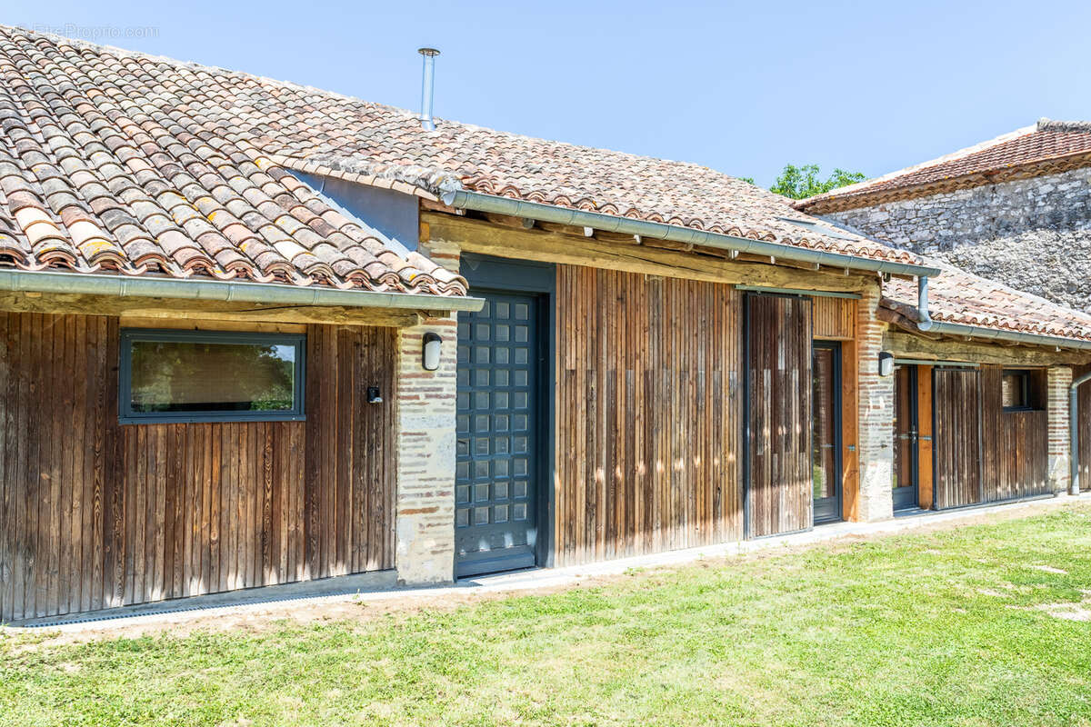 Country house with pool - photo 35