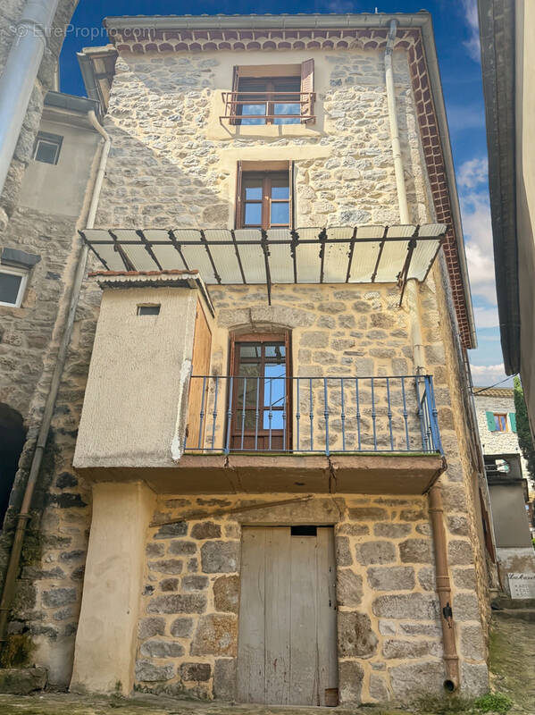 Maison à ANTRAIGUES-SUR-VOLANE