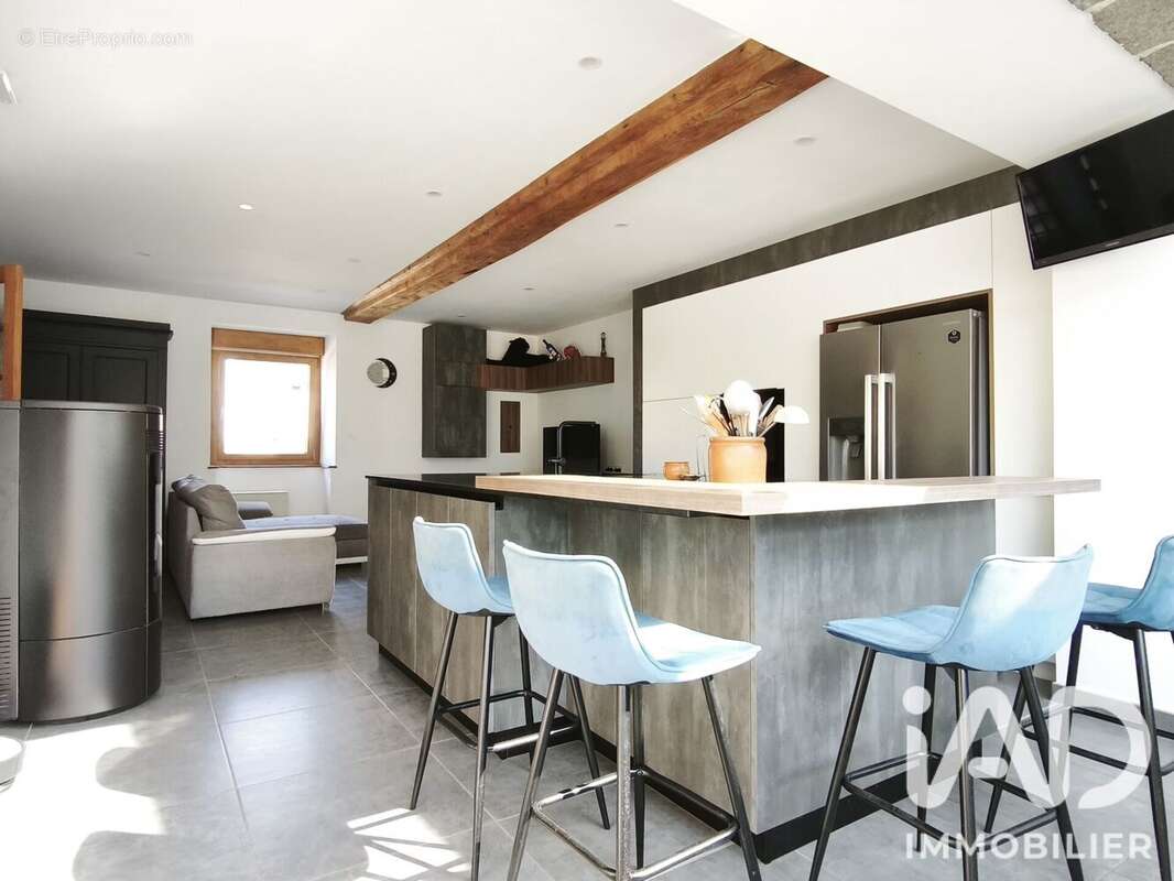 Maison 146 m² à Saint-Fraimbault-De-Prieres  - photo 5