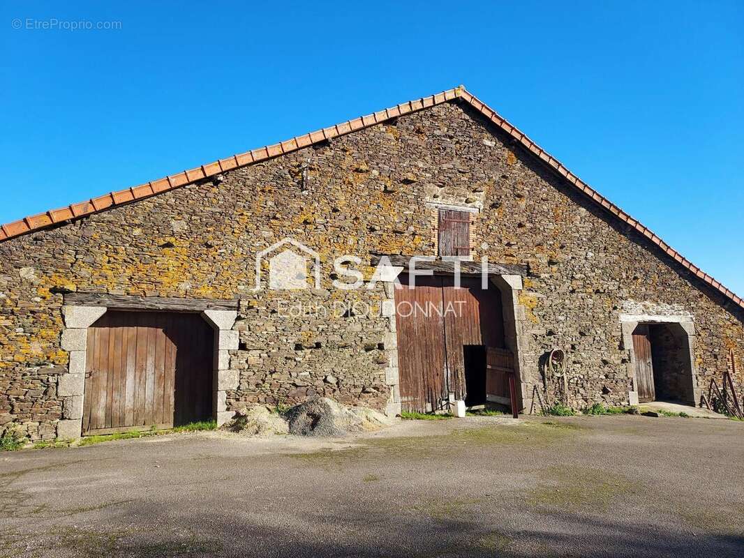 Photo 2 - Maison à LE CHAMP-SAINT-PERE