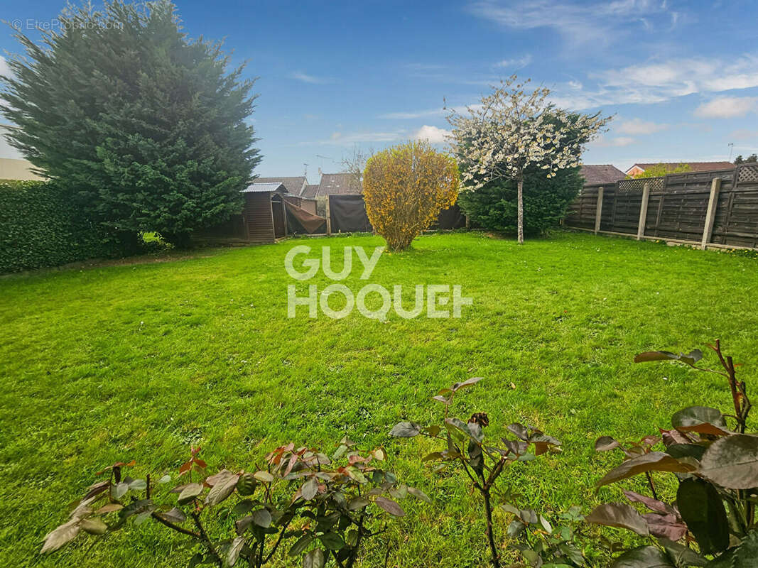 Maison à FONTENAY-TRESIGNY