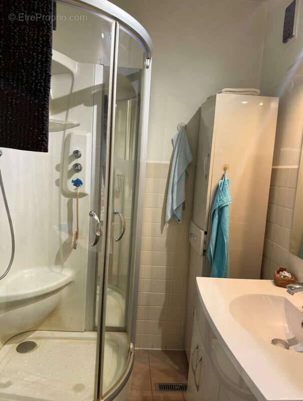 Sarreguemines - T3 lumineux avec 2 balcons, garage et cave - photo 6