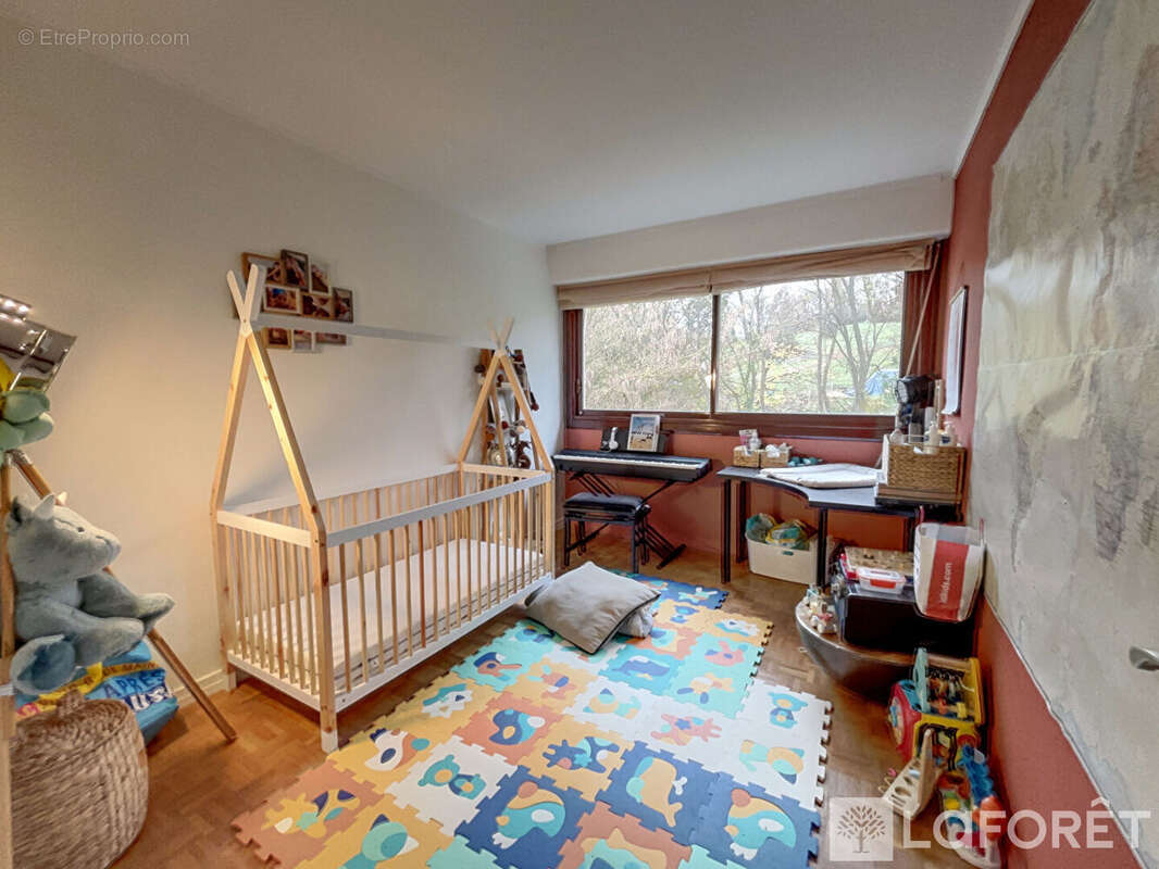 Appartement à GIF-SUR-YVETTE