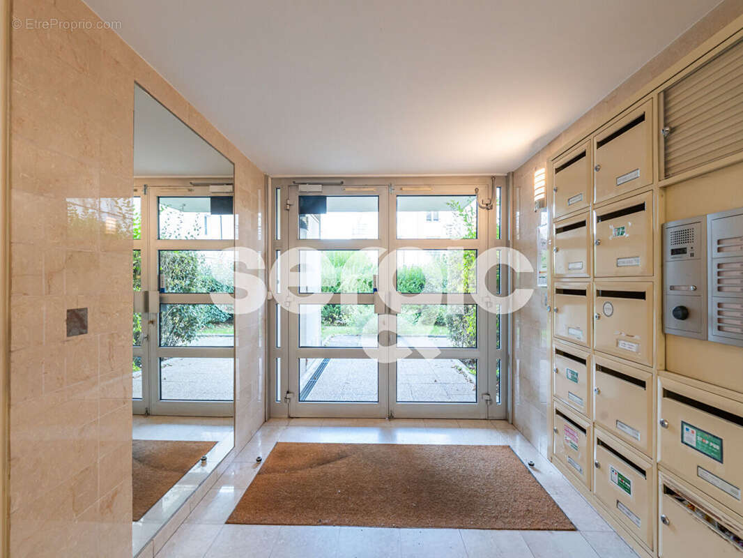 Appartement à BUSSY-SAINT-GEORGES