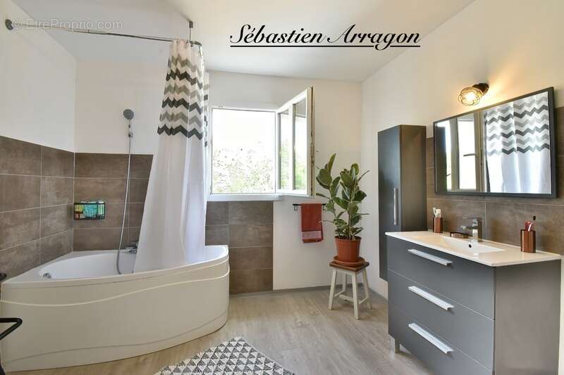 Villa contemporaine 250 m² – 5 chambres – 3 hectares – piscine 18 m – Villeneuve-sur-Lot (47) - photo 14
