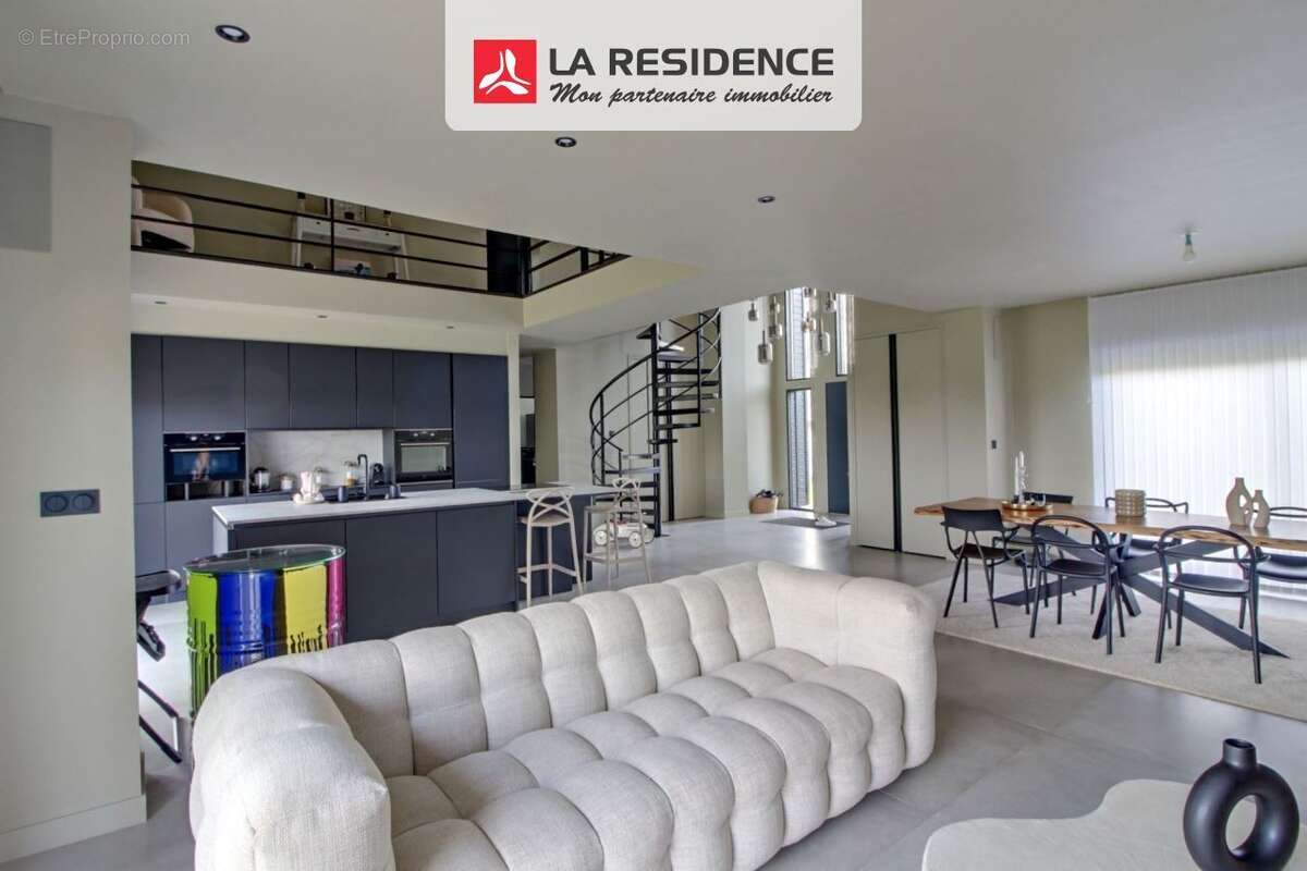 Maison à GRAINVILLE-SUR-RY