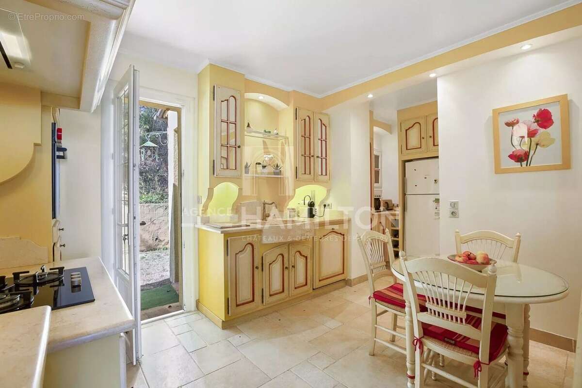 Maison à LE ROURET