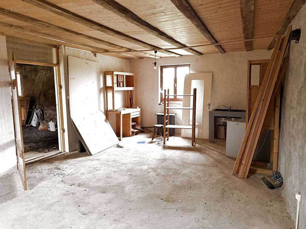Maison à LEOTOING