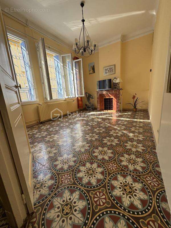 34500 beziers - maison de ville -  patio aménagé - 2 chambres - 1 bureau - toiture neuve - secteur les conviviales - photo 7