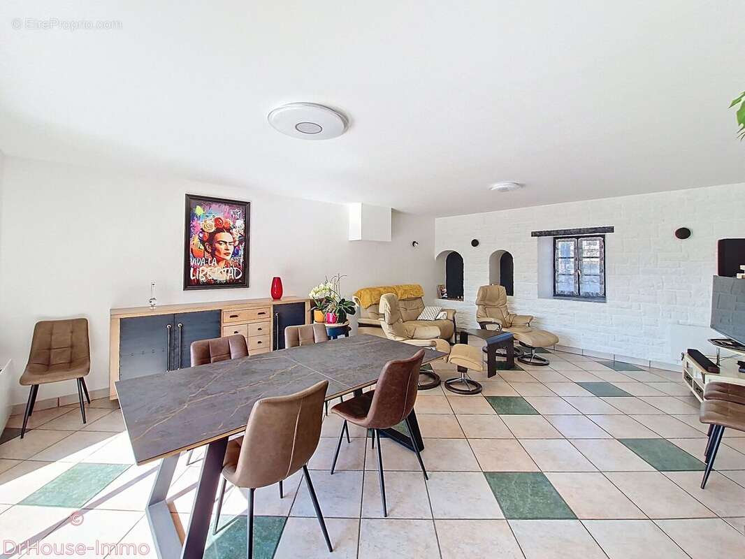 Maison 155 m² à Chauray  - photo 12