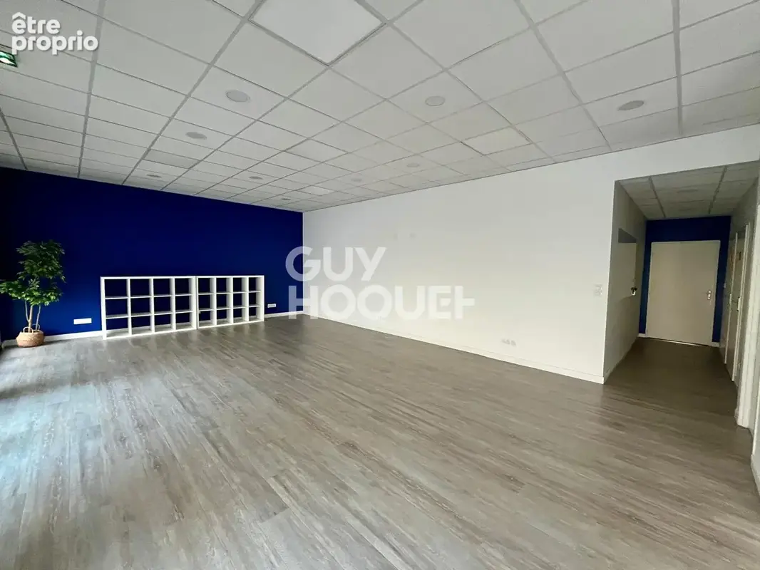 Local commercial Agen  centre ,170 m2 avec 3 entrées indépendantes - photo 7