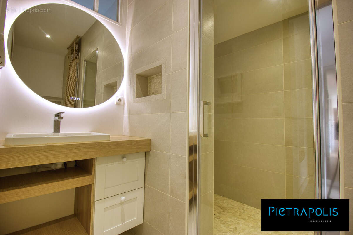 Maison 137 m² à Peyzieux-Sur-Saone  - photo 7