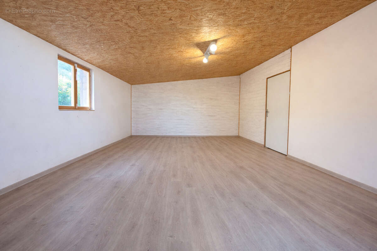 Maison à CONCHES-EN-OUCHE